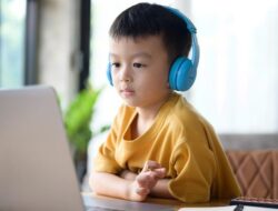 Terapkan 7 Kebiasaan Ini agar Anak Meraih Nilai Sekolah Bagus