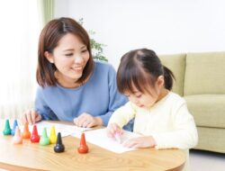 Terapkan Metode Montessori untuk Didik Anak di Rumah