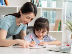 Bantu Anak Semangat Belajar dengan 10 Tips Tanpa Marah